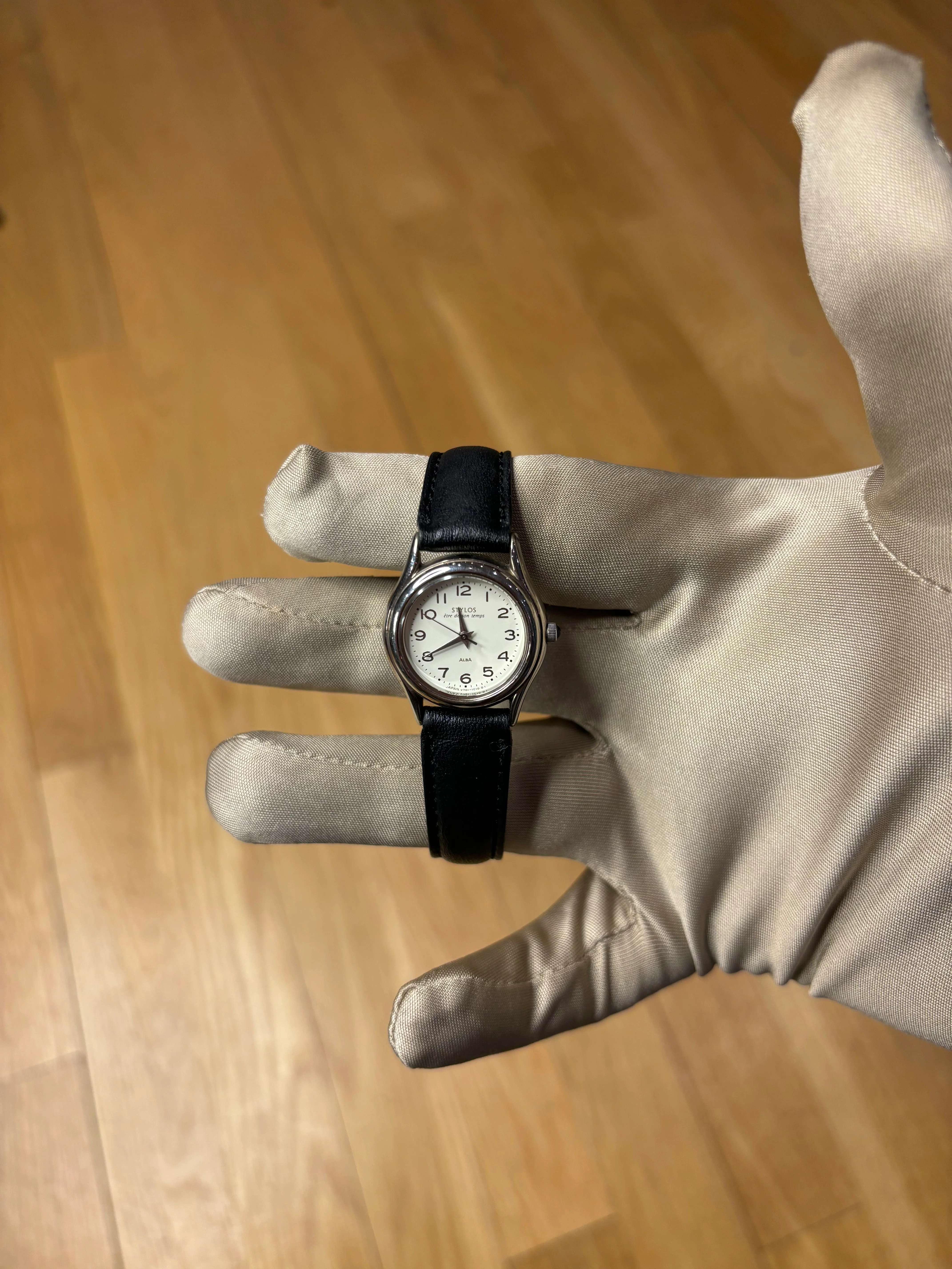 Alba Styla White Dial Black Leather Strao - Image 3