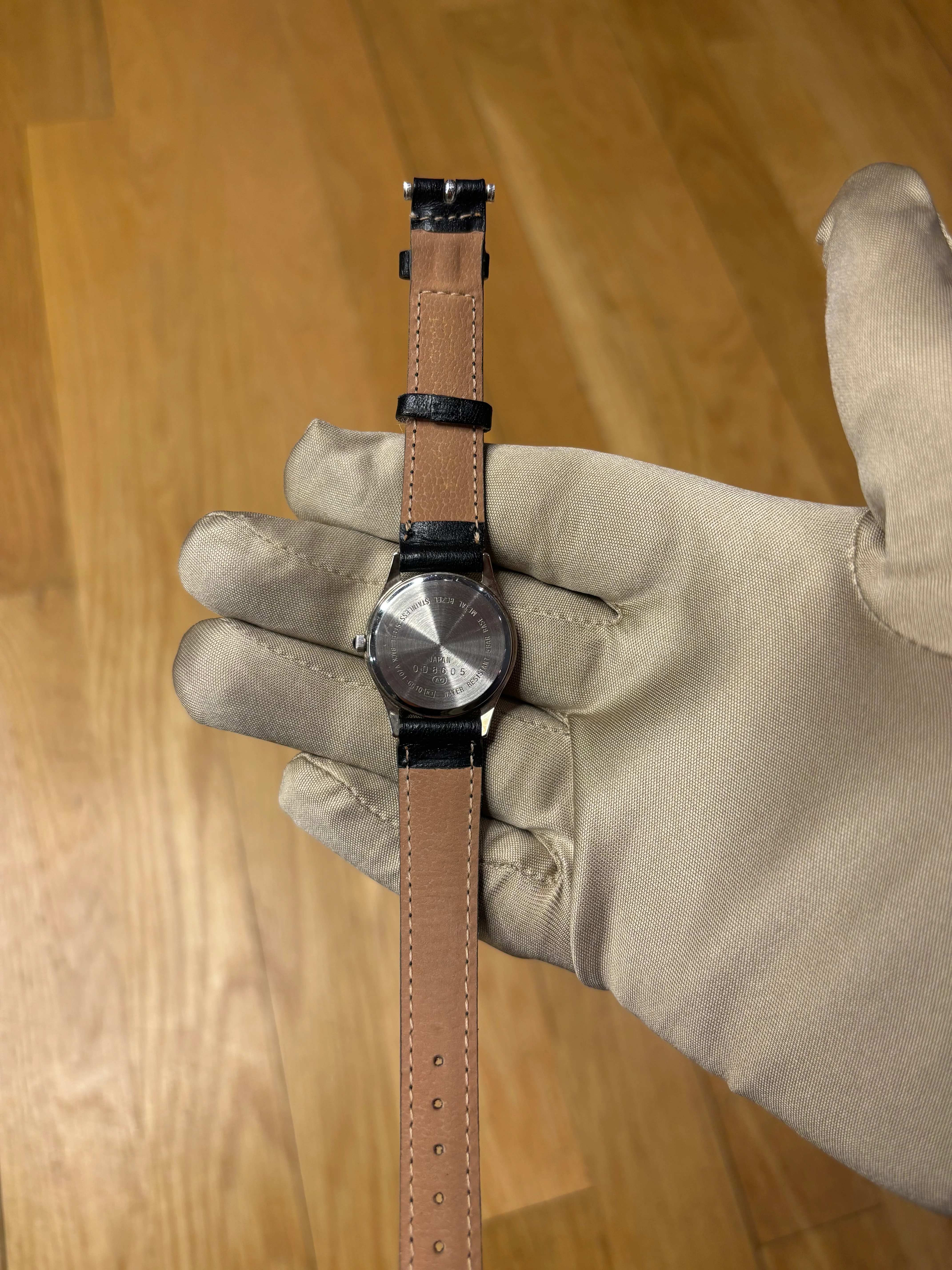 Alba Styla White Dial Black Leather Strao - Image 7