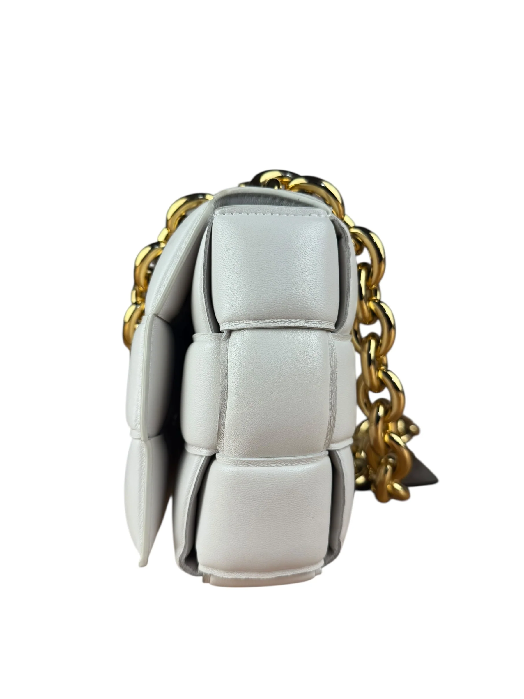 Bottega Veneta White Leather Padded Cassette Chain Bag - Image 7
