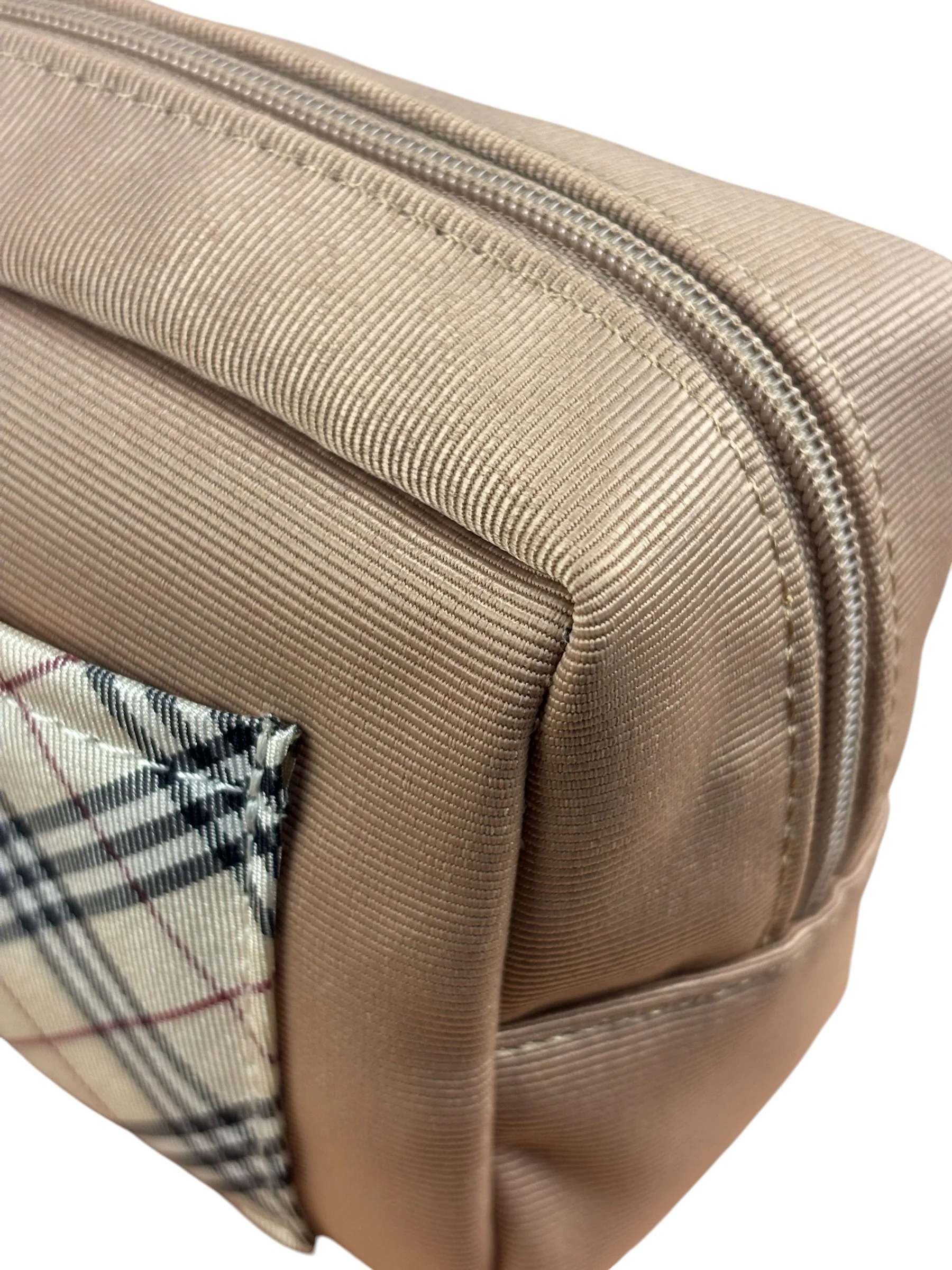 Burberry House Check Cosmetic Pouch - Image 10
