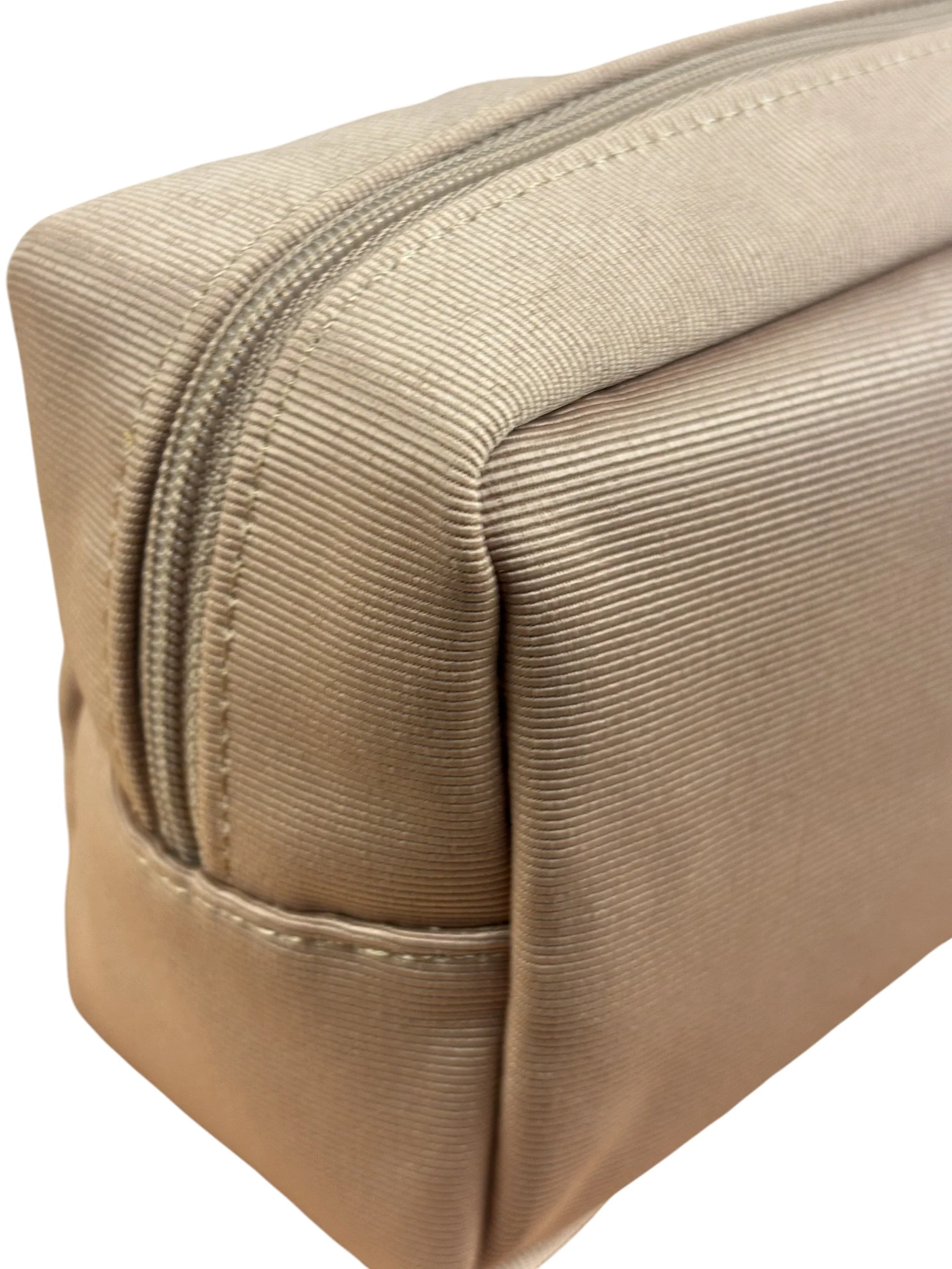 Burberry House Check Cosmetic Pouch - Image 11