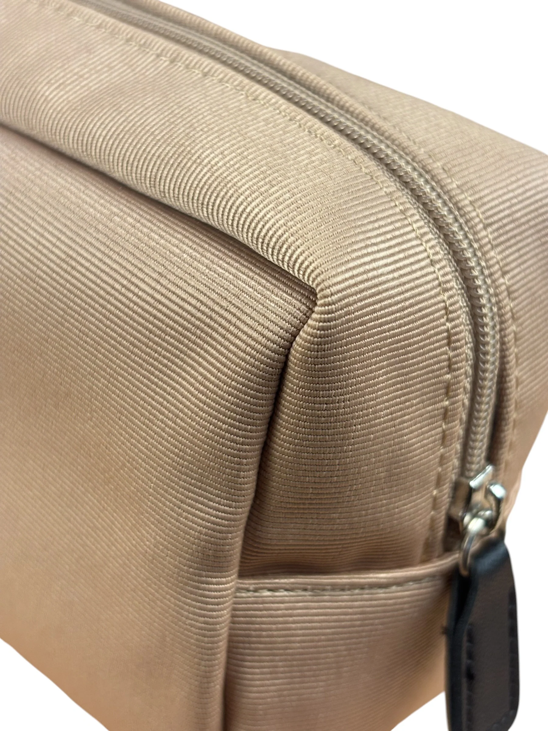 Burberry House Check Cosmetic Pouch - Image 12