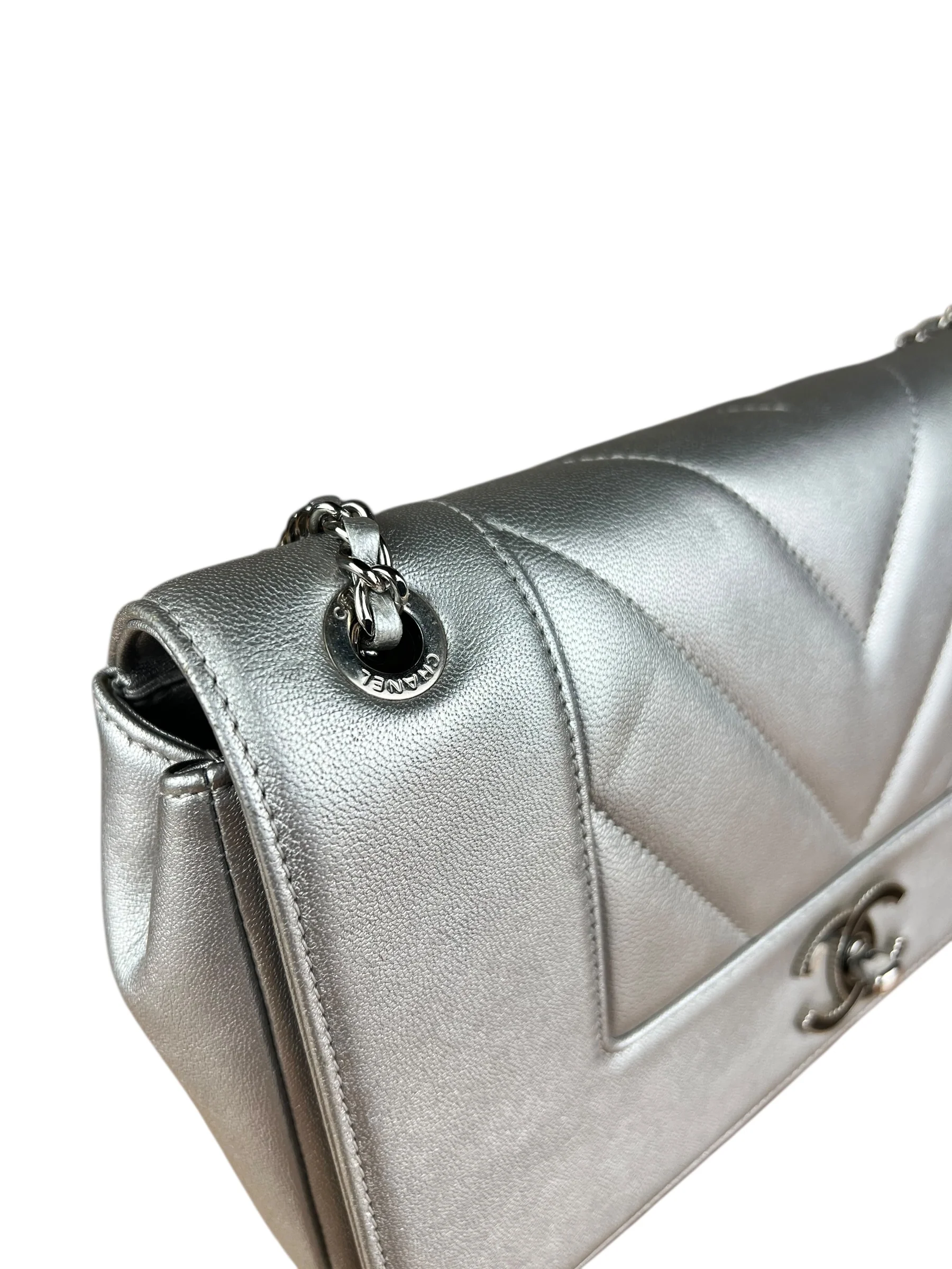 Chanel 2017 Mademoiselle Silver Chevron Single Flap - Image 8