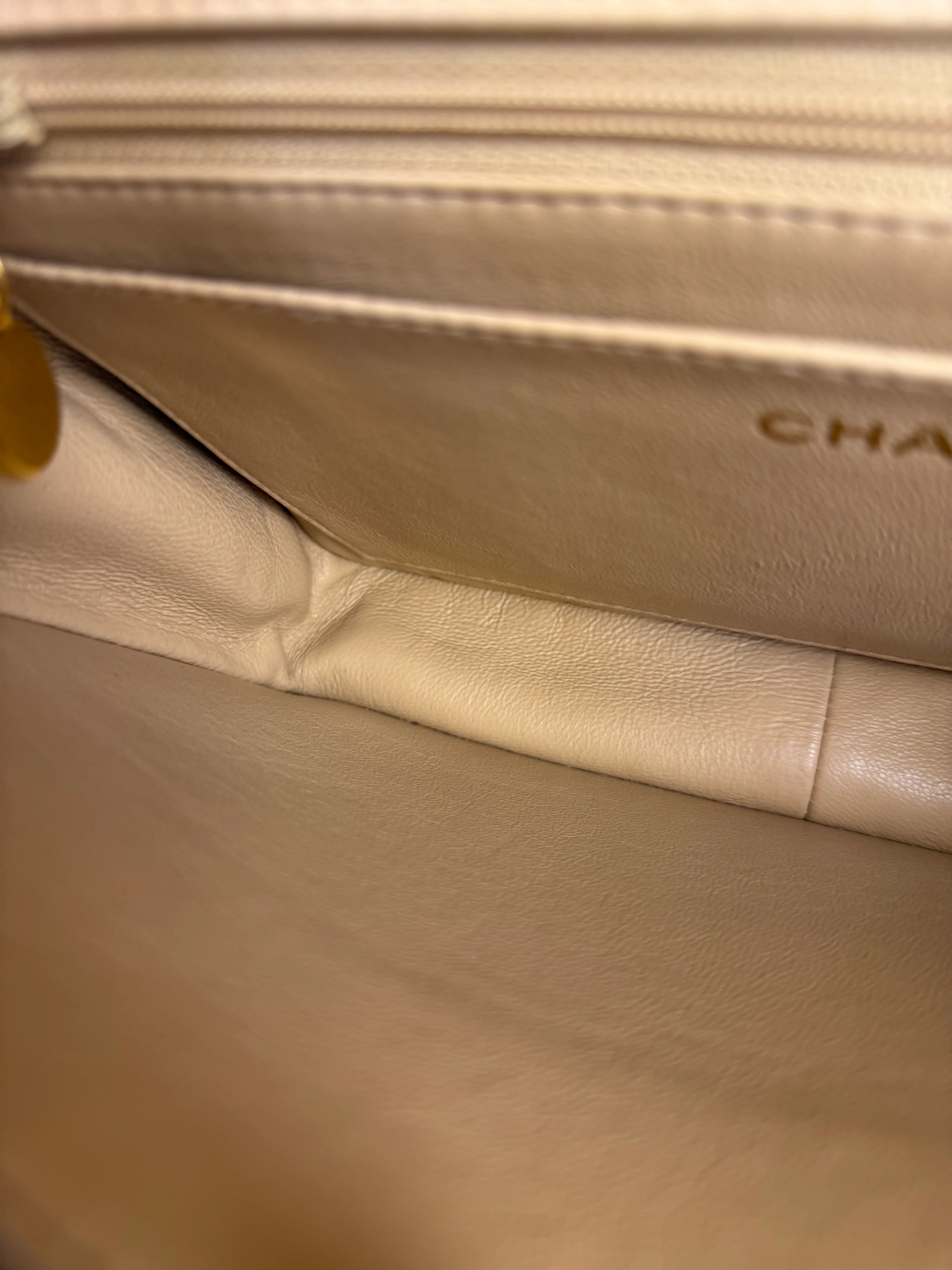 Chanel Beige Quilted Leather Envelope Flap Bag 1997 - Image 24