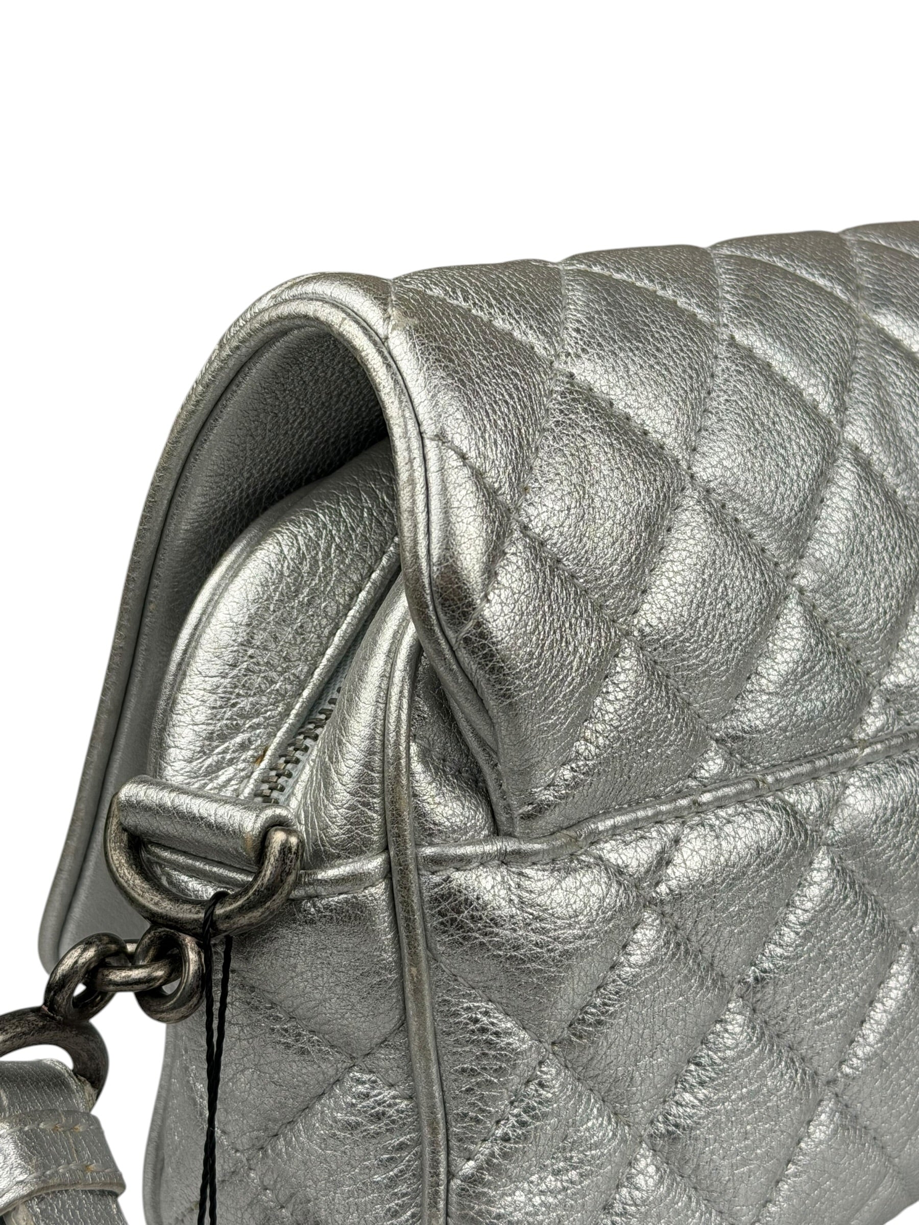 Chanel CC Silver Metallic Quilted Flap Shoulder Bag 2017 - Image 5