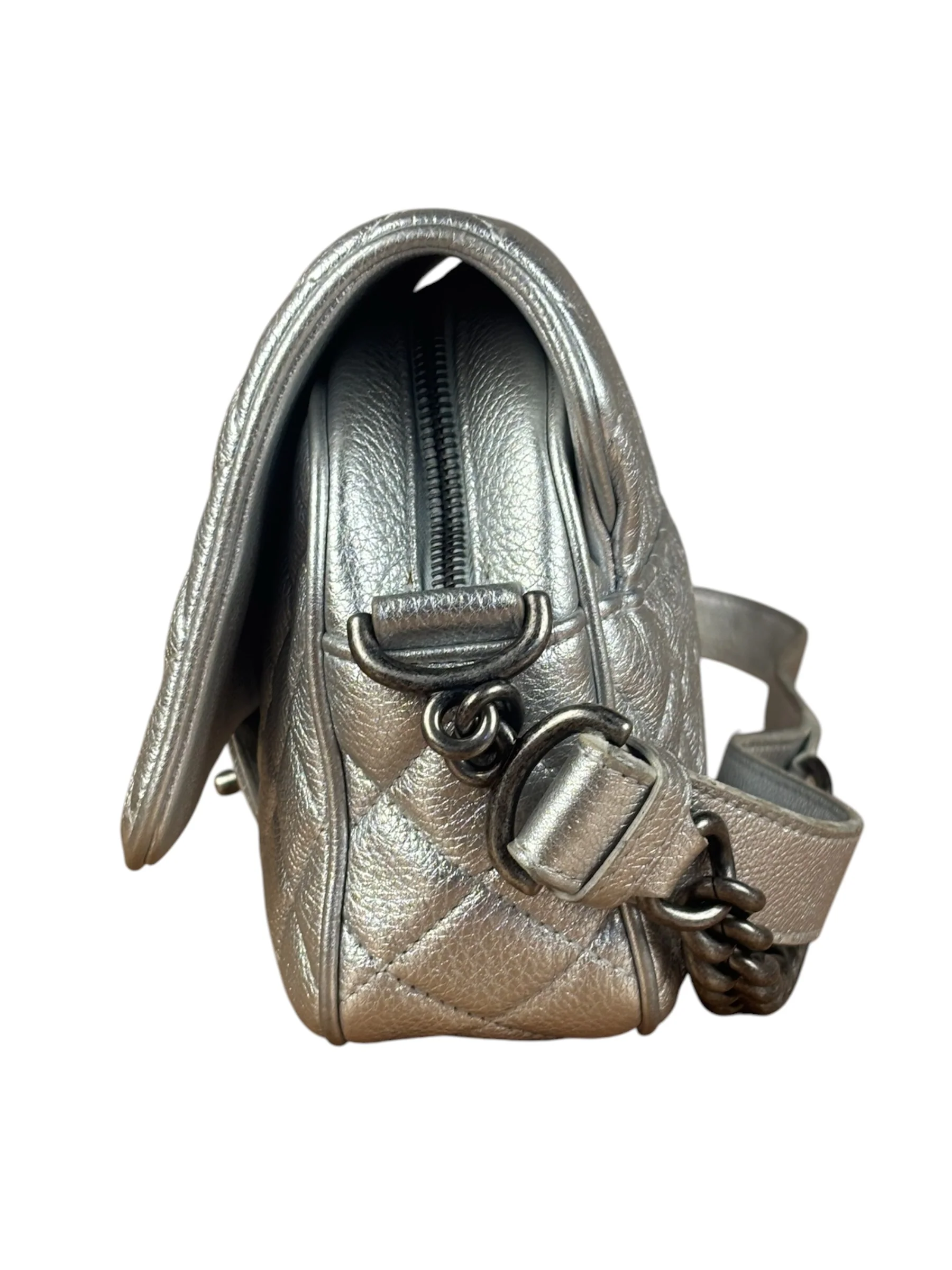 Chanel CC Silver Metallic Quilted Flap Shoulder Bag 2017 - Image 7