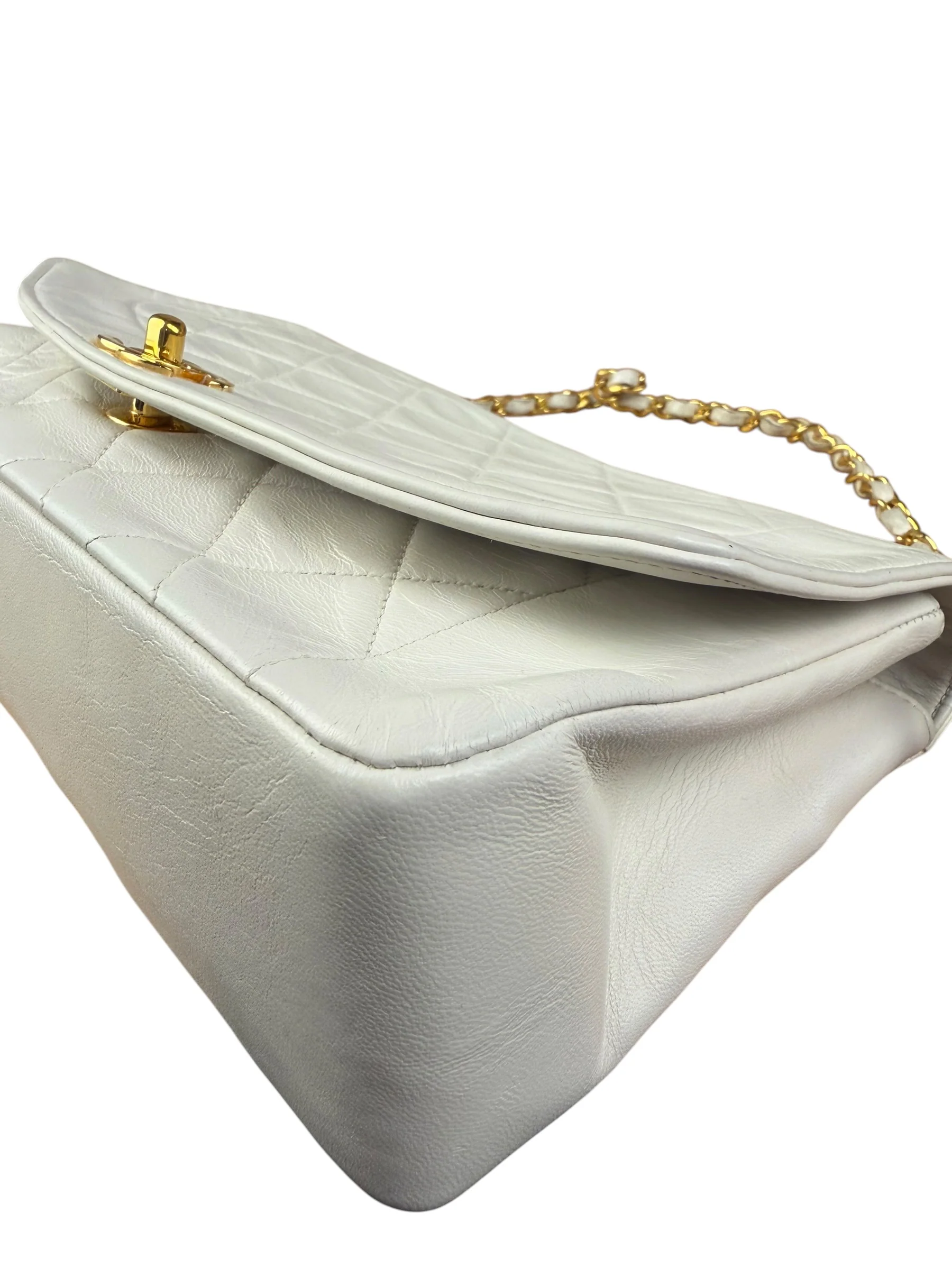 Chanel Vintage White Leather Diana Flap Shoulder Bag 1989 - Image 13
