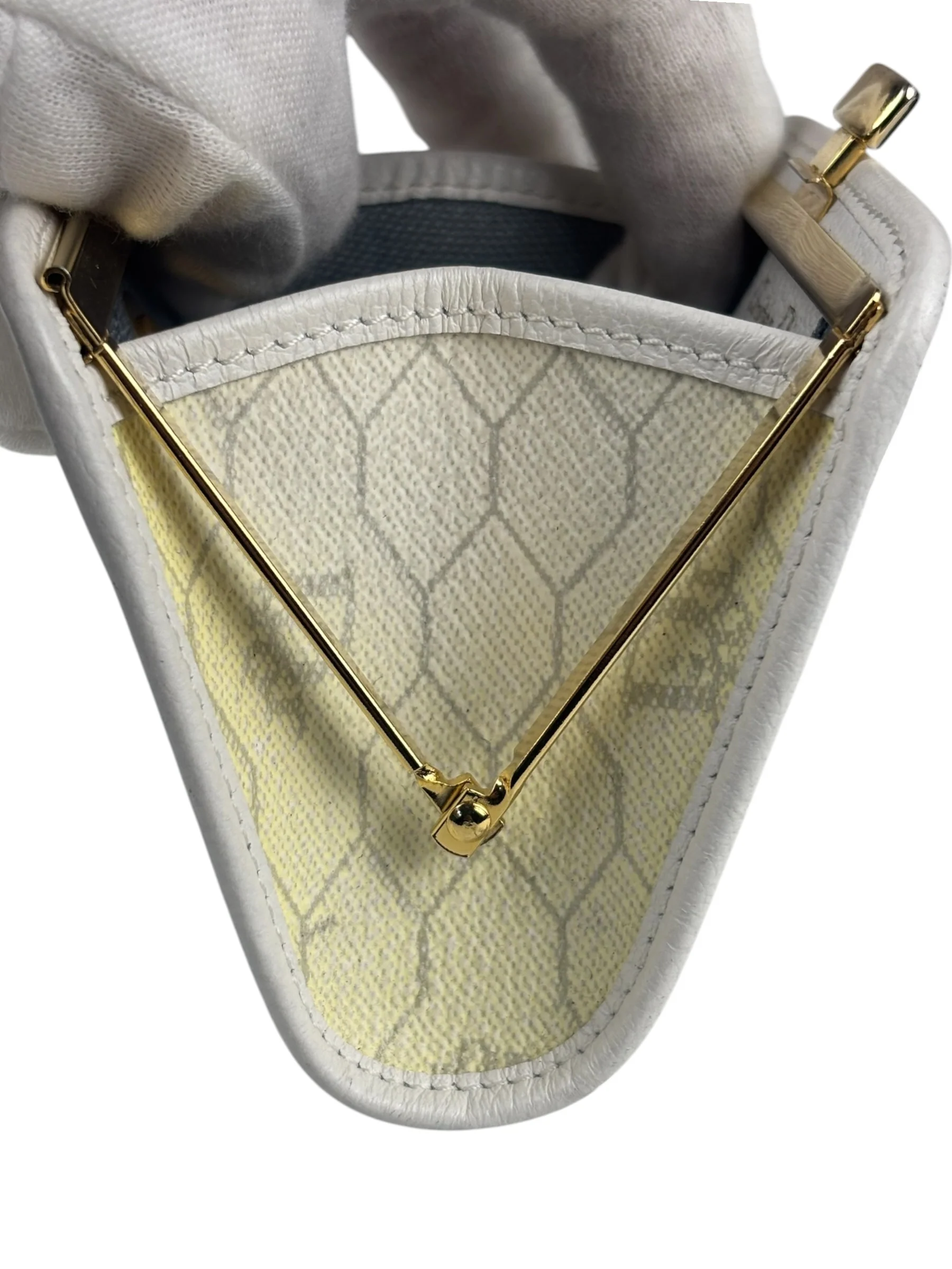 Christian Dior Vintage White Honeycomb Print Mini Coin Pouch - Image 8