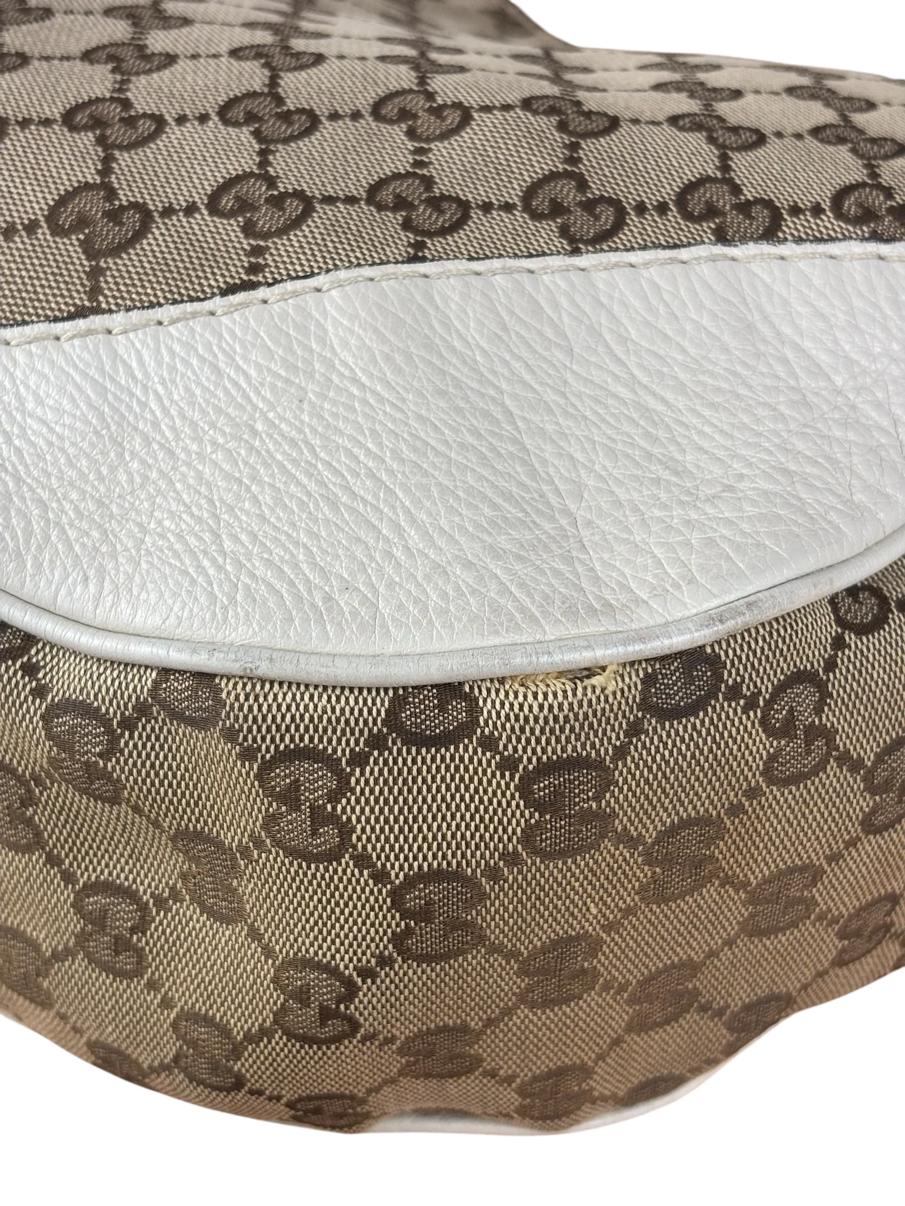 Gucci GG Canvas Medium Charlotte Hobo Bag - Image 14