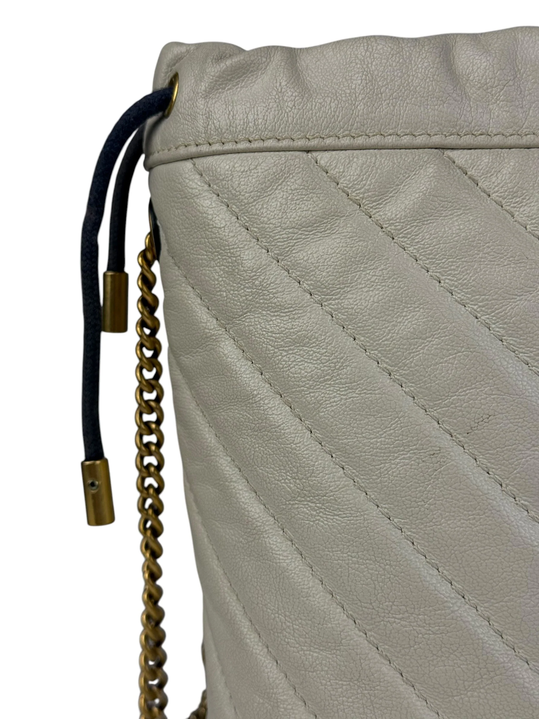 Gucci GG Ivory Leather Marmont Chain Bucket Bag - Image 11