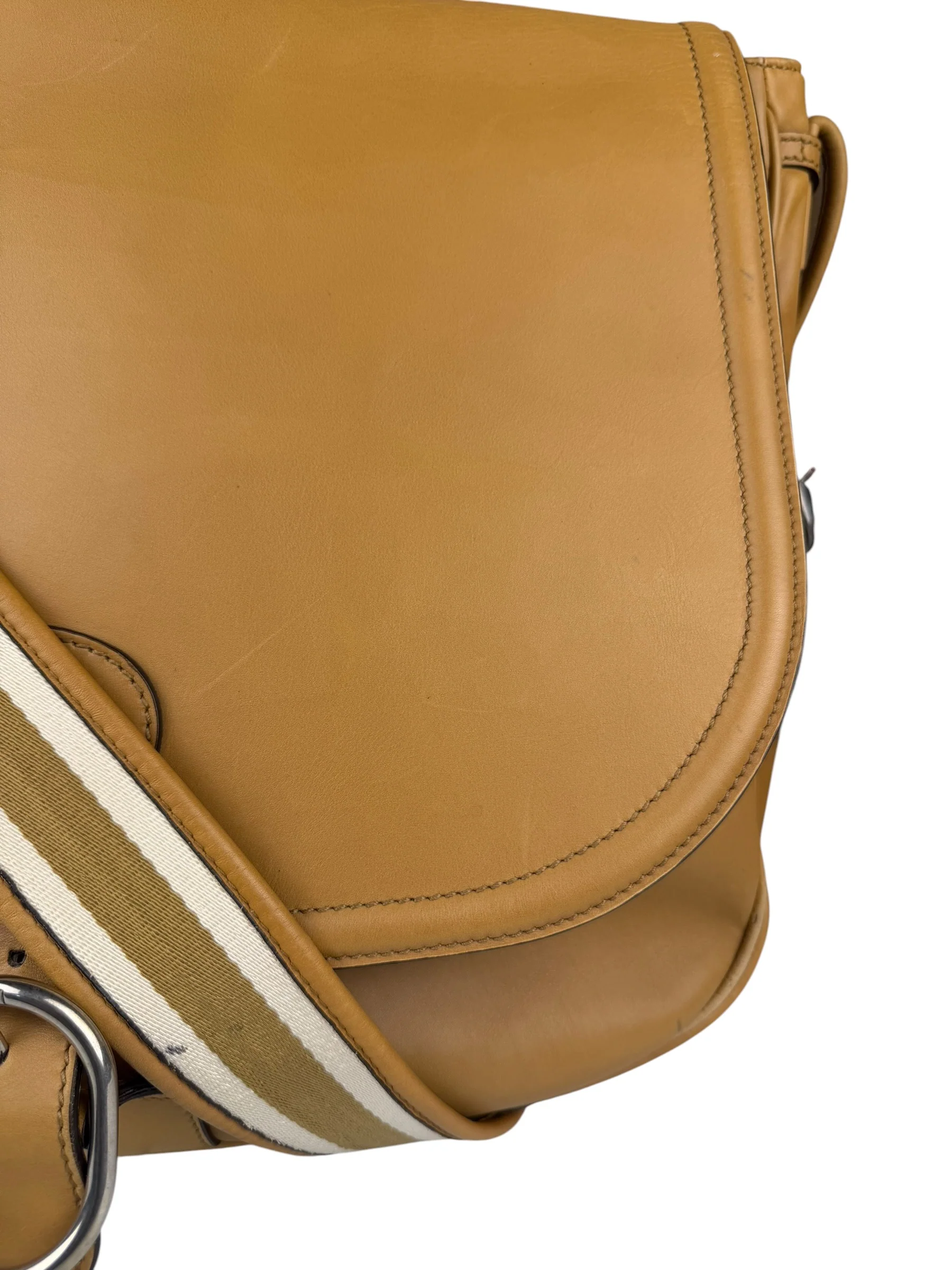 Gucci Vachetta Saddle Shoulder Bag - Image 3