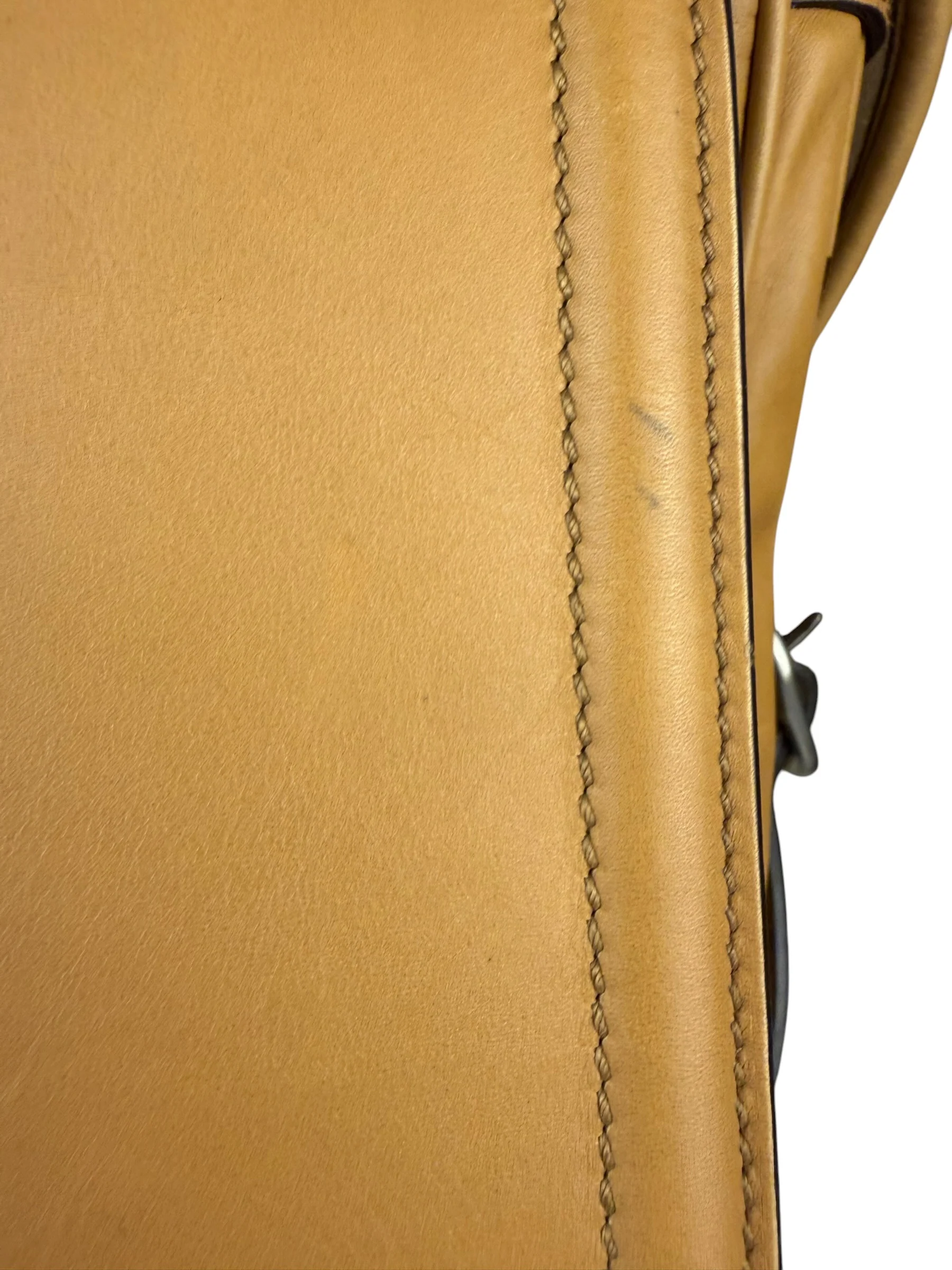 Gucci Vachetta Saddle Shoulder Bag - Image 4