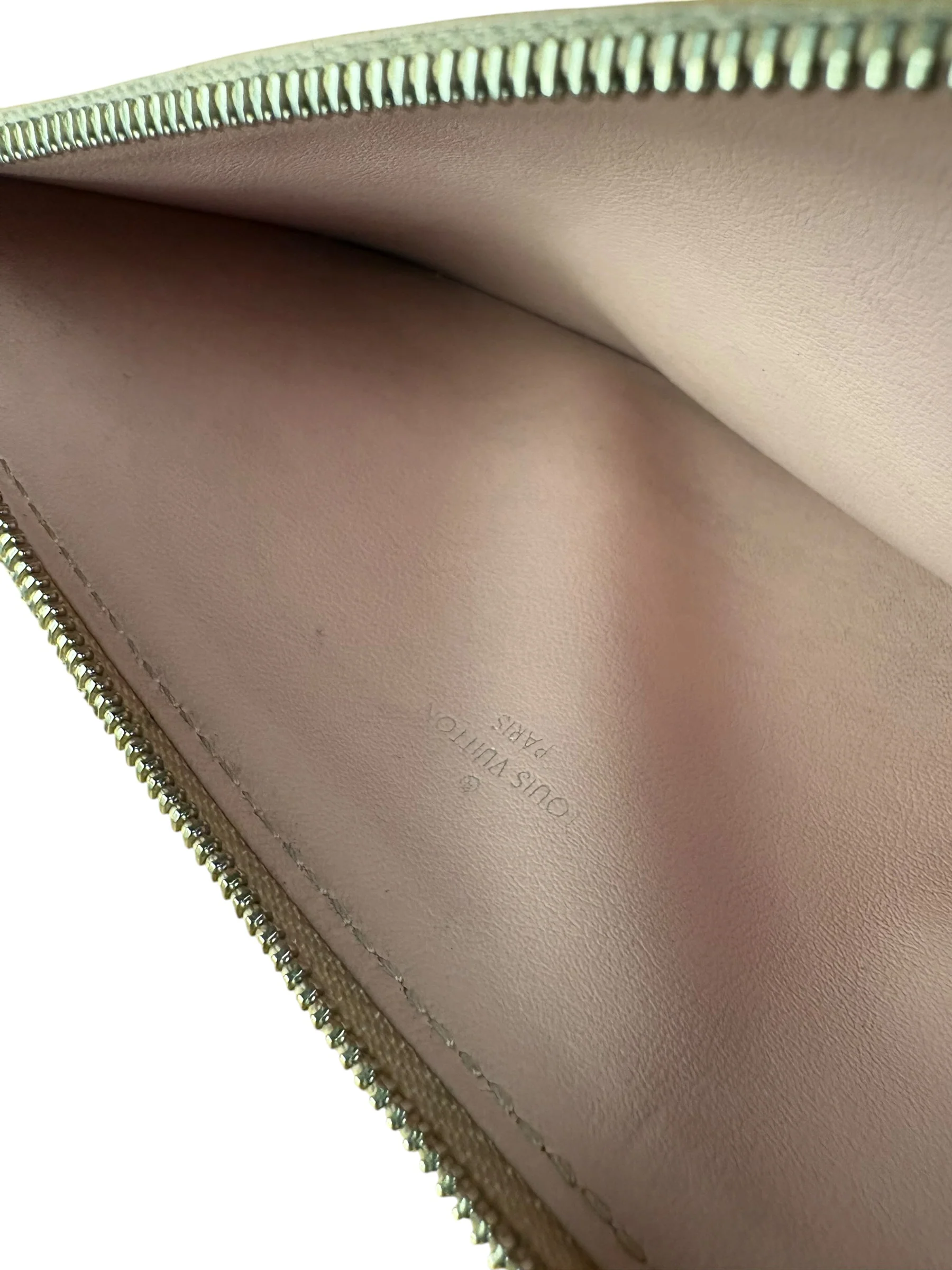 Louis Vuitton Rose Ballerine Epi Felicie Zip Pouch - Image 8