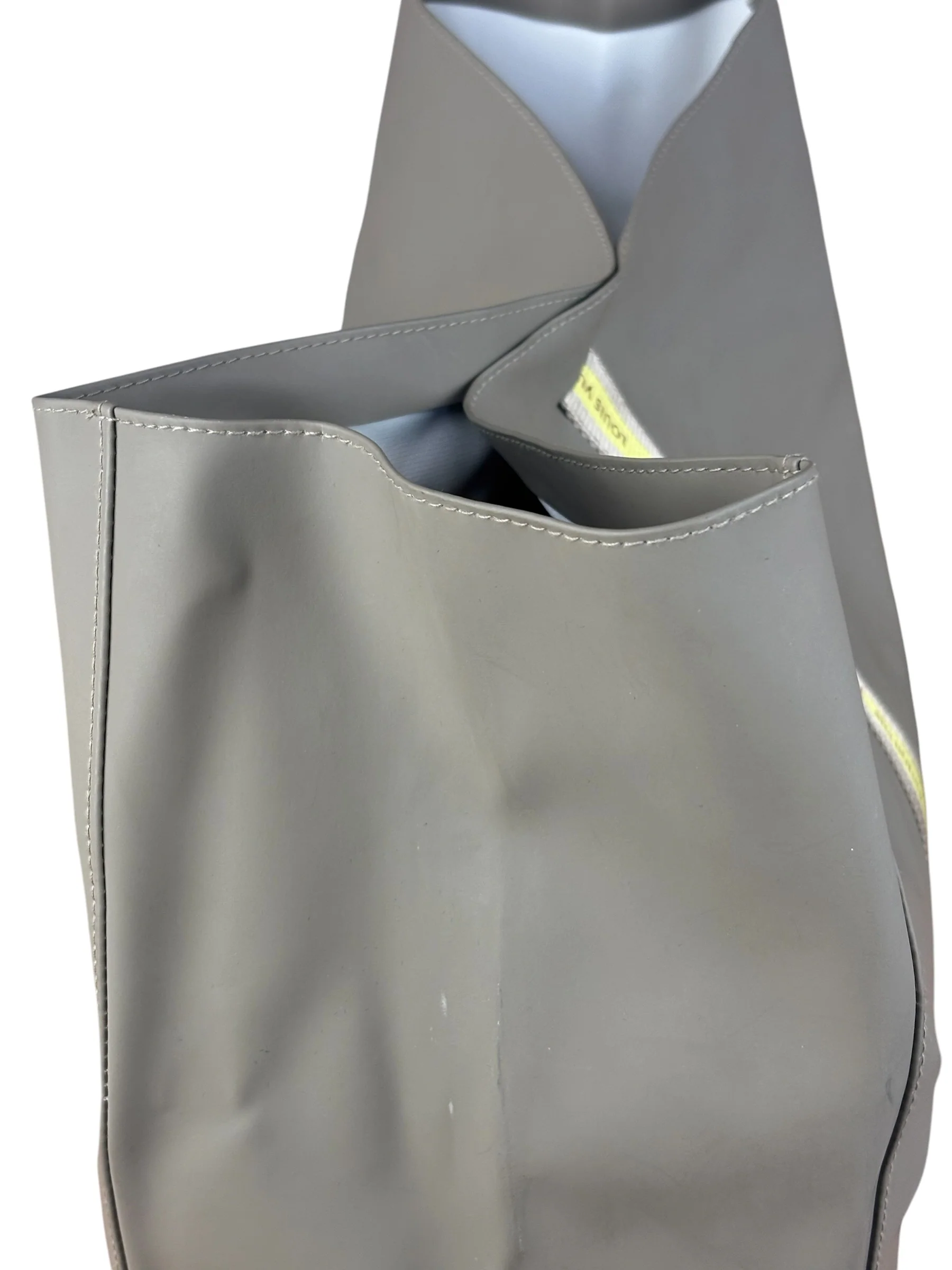 Louis Vuitton Vintage Cup Tote Bag - Image 11